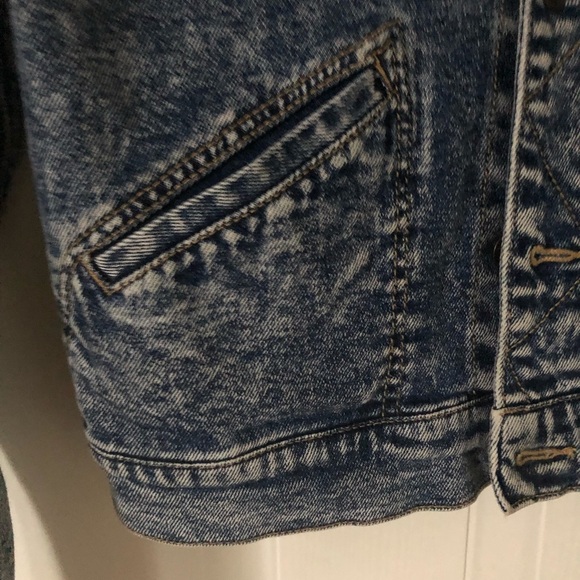 WRANGLER Acid-wash Denim Jacket - Picture 9 of 12